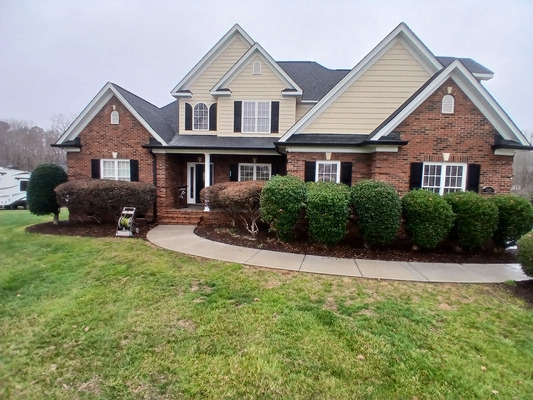 House Washing And Window Cleaning in Monroe NC