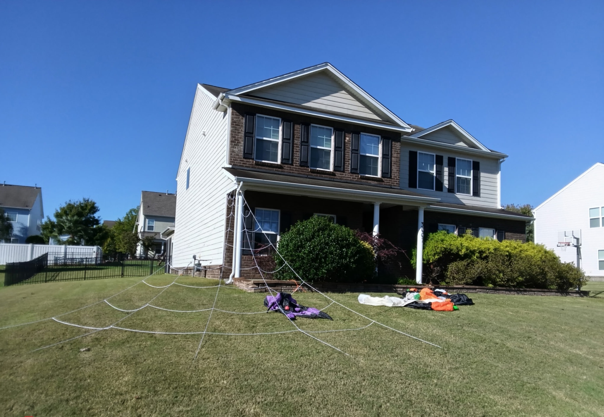 Hardie board house washing in Fieldstone Farm, Indian Trail, NC, to remove dirty siding buildup after an HOA notice.